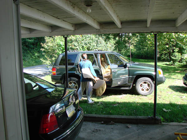 Loading up the Jeep to pick up the Globetrotter.