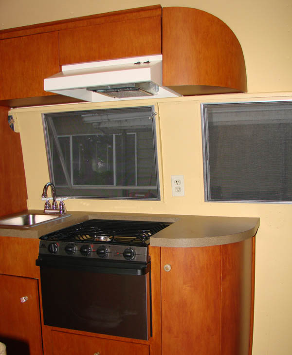 Stove cabinets finished.